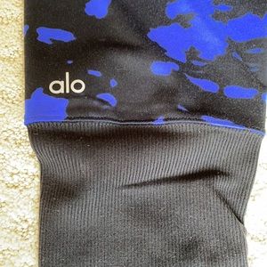 ALO yoga Goddess legging black and purple blue ribbed small